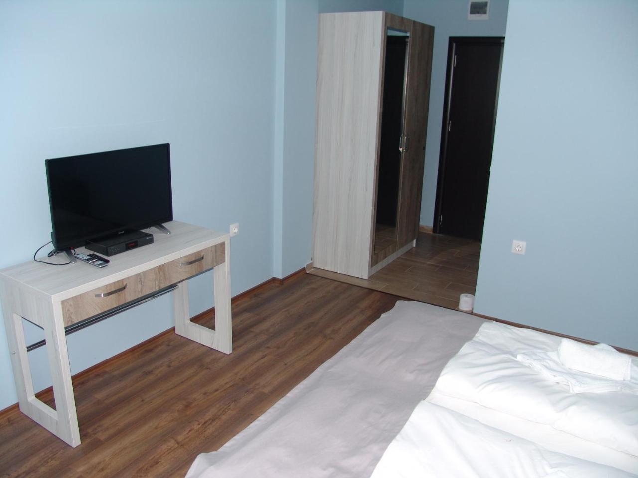 Berghof Eva - Hotel Panichishte Ngoại thất bức ảnh